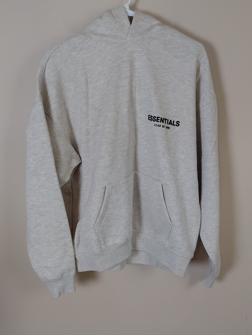 FEAR OF GOD ESSENTIALS LIGHT OATMEAL HOODIE - XS